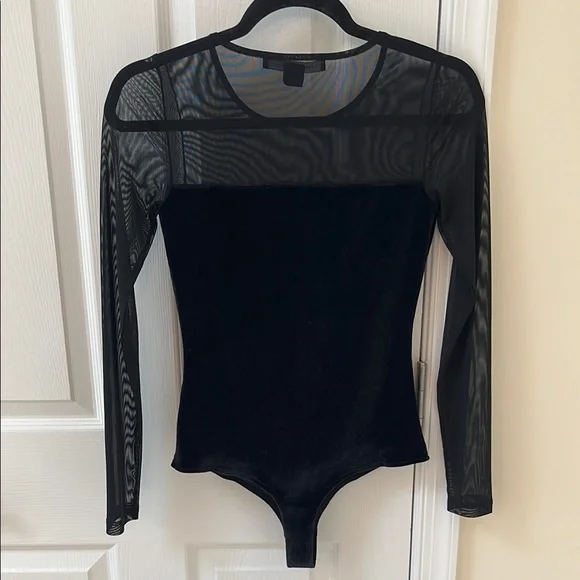 French Connection Black Velvet Long Sleeve Bodysuit NWOT - Picture 6 of 9